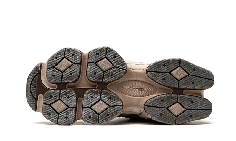 New Balance 9060 Mushroom