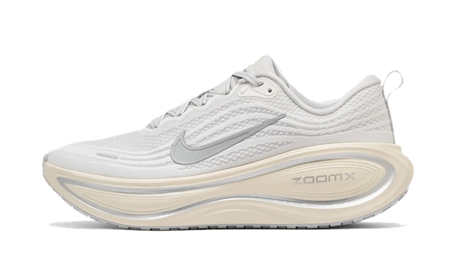 Nike Vomero Plus Running is Mental