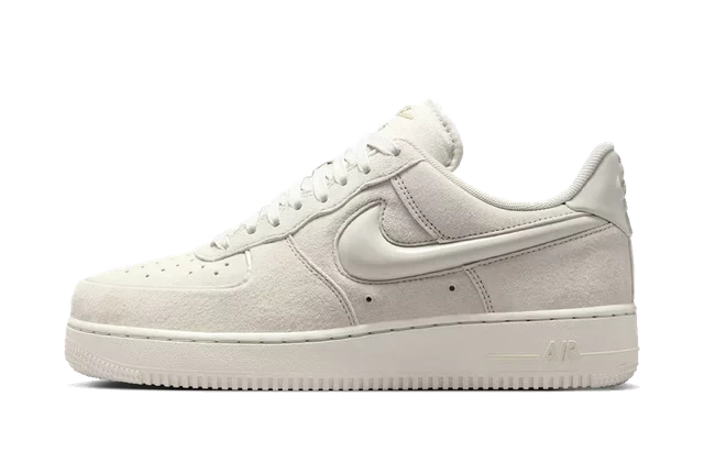 Nike Air Force 1 Low '07 Light Orewood Brown (Women's)