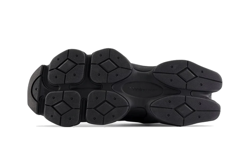 New Balance 9060 Triple Black