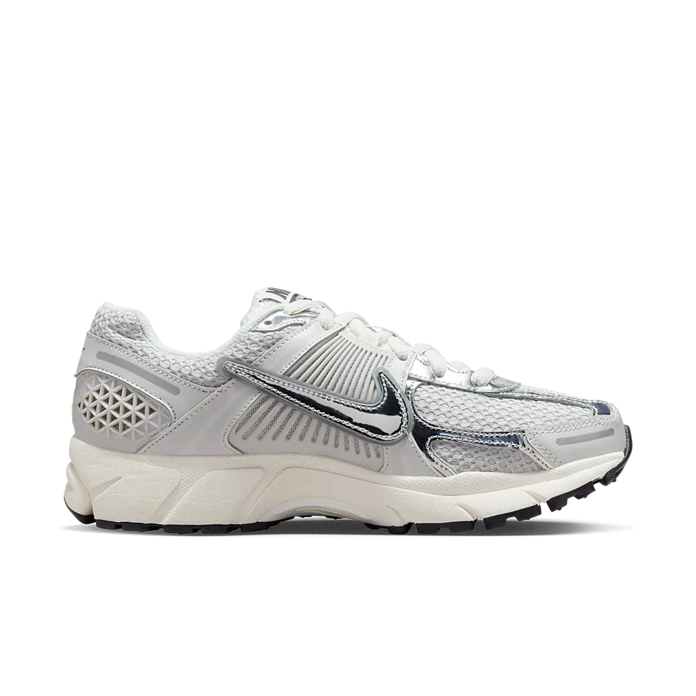 Nike Zoom Vomero 5 Photon Dust Metallic Silver