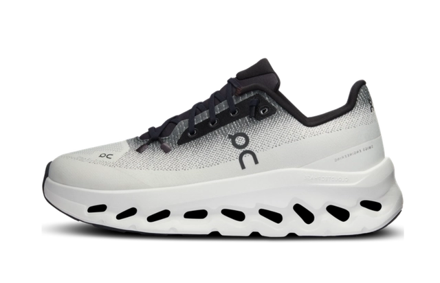 On Running Cloudtilt Black Ivory (Women's)