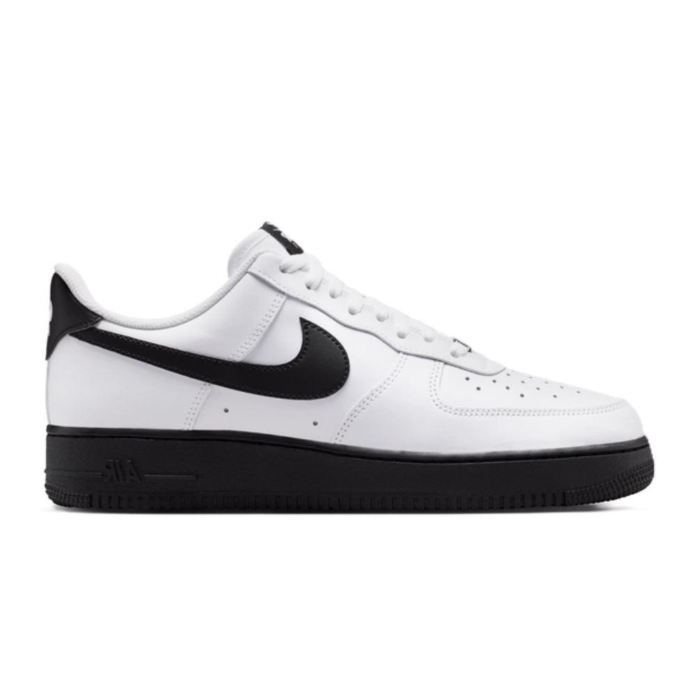 Nike Air Force 1 Low '07 White Black (2026)