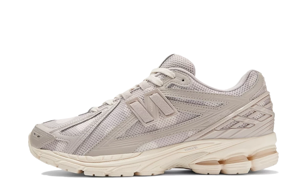 New Balance 1906R Polka Dot Moonrock