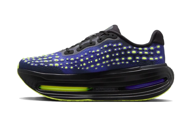 Nike Vomero Premium QS Black Volt Glow